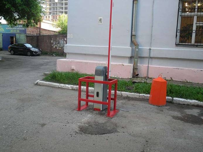 Довольны механизмом, который работает как часы и без всяких заеданий. Довольны механизмом, который работает как часы и без всяких заеданий.
